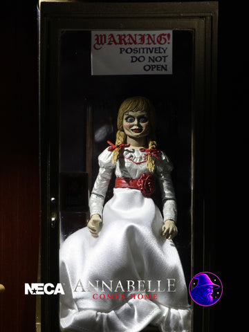 NECA The Conjuring Universe – Ultimate Annabelle (Annabelle 3) 7″ Scale Action Figure